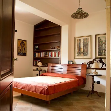 Il Veliero E I Girasoli Taureana