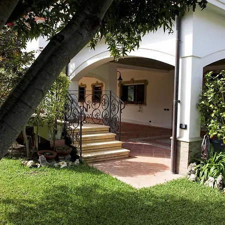 Il Veliero E I Girasoli Casa de hóspedes 4*