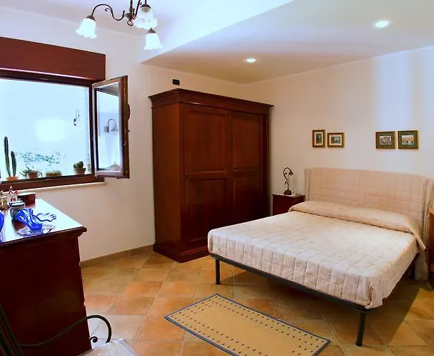 Il Veliero E I Girasoli Casa de hóspedes Taureana