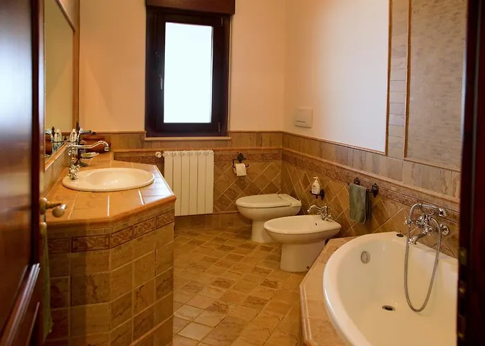 Il Veliero E I Girasoli Taureana